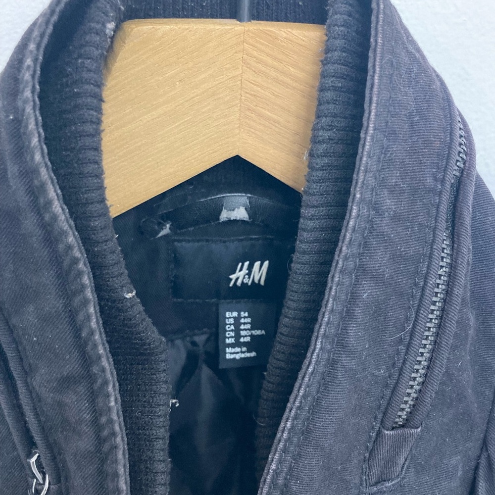 H&M Men's Black Bomber Jacket - Picture 2 of 7